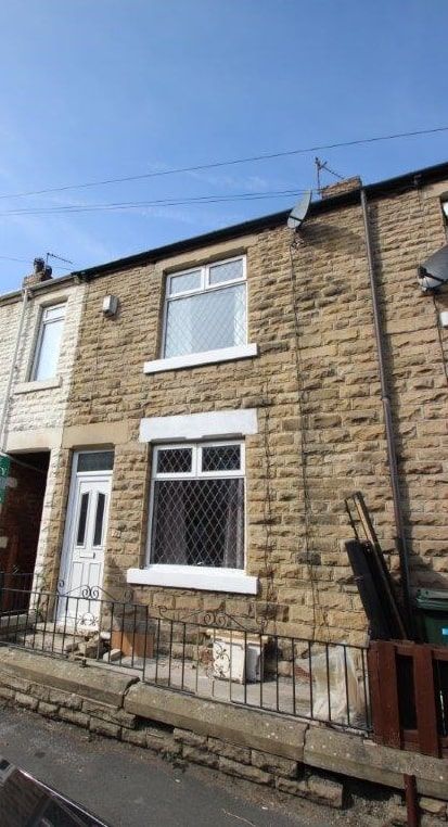 Property photo 1 of 16 Front View