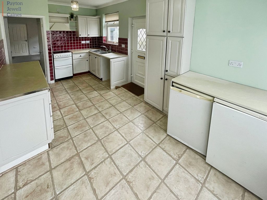 Property photo 3 of 14 Not Specified