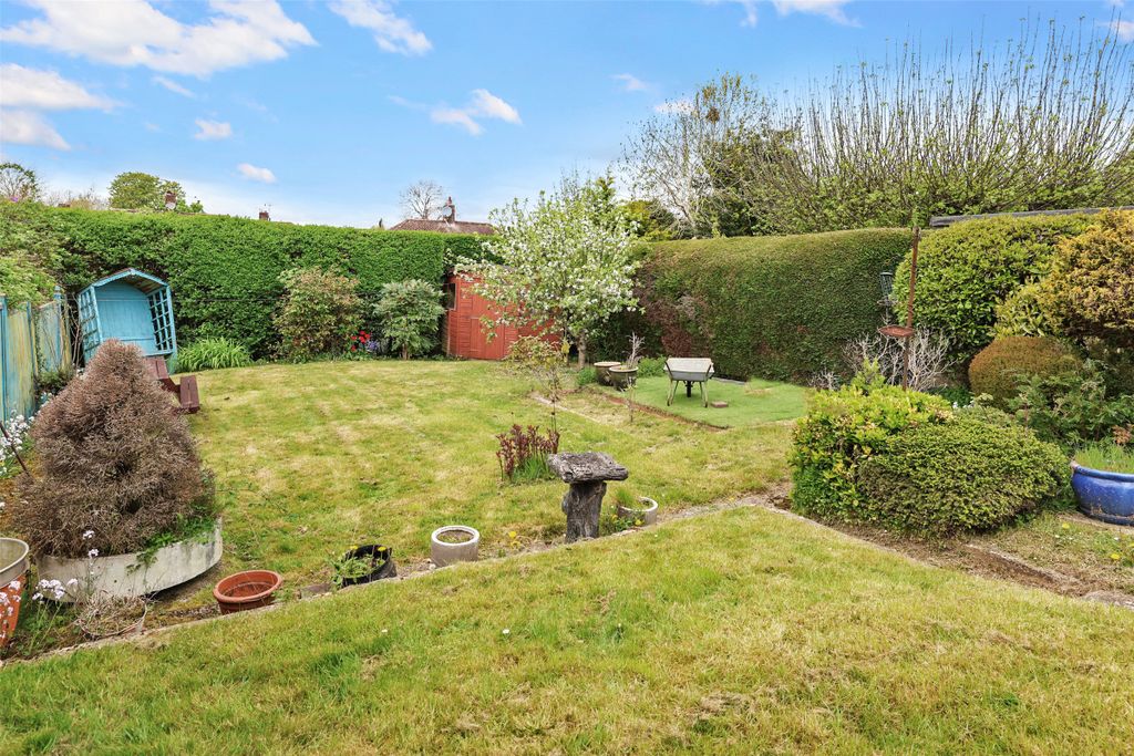 Property photo 2 of 12 Picture No. 36