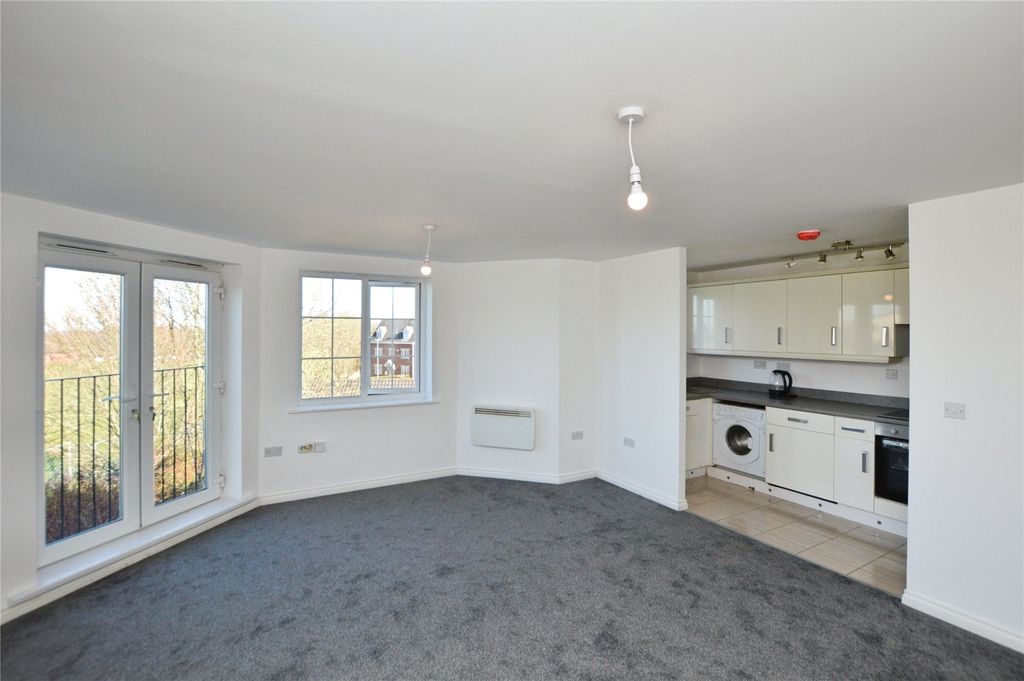 Property photo 3 of 12 Picture No. 09
