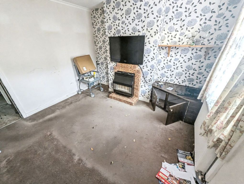 Property photo 3 of 15