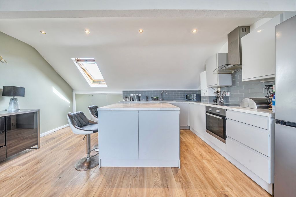 Property photo 2 of 10 Kitchen Area
