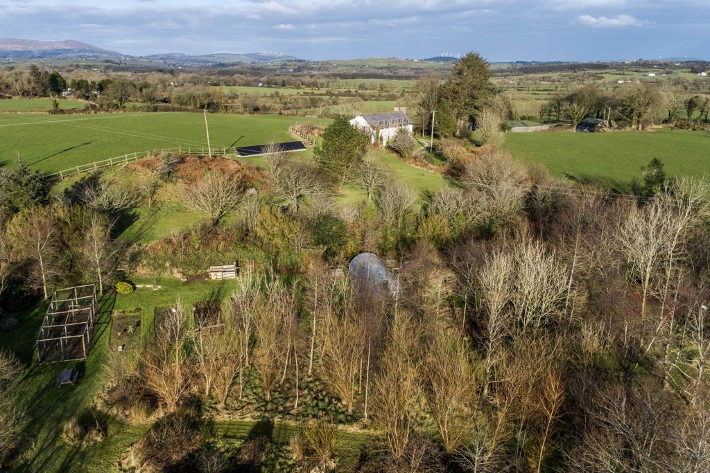 Property photo 2 of 18 <Alttext/>