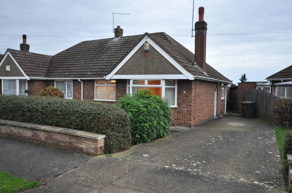 Property photo 1 of 7 External