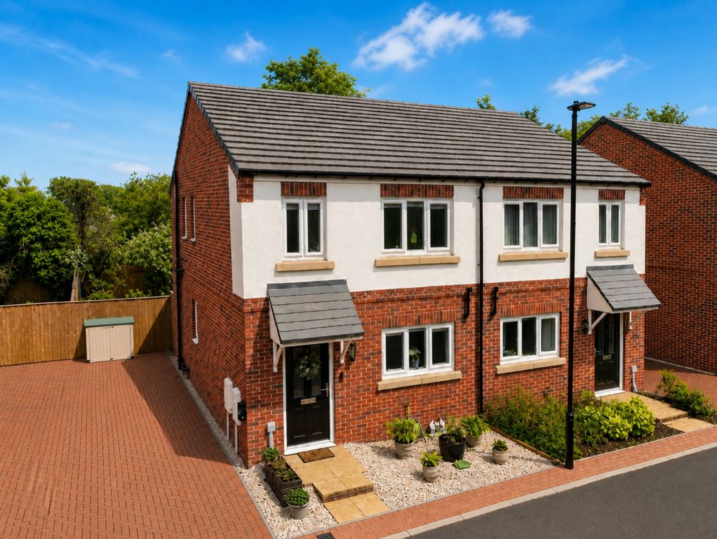 Property photo 1 of 13 16 Fulwood Drive