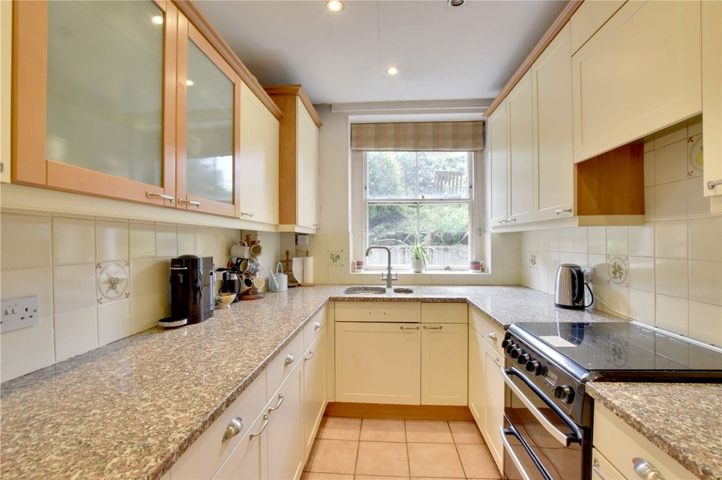 Property photo 3 of 18 Picture No. 09