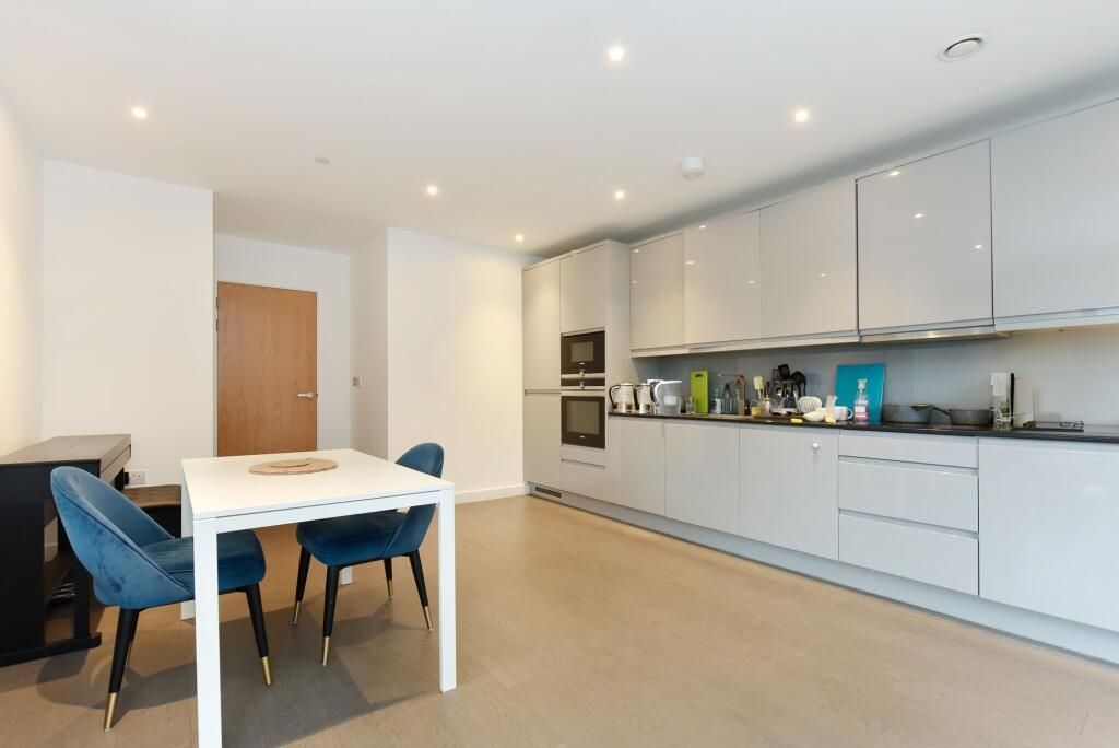 Property photo 3 of 6 256154_d830dab6-c901-42c2-Bdbe-81008A5743F4_Img_01