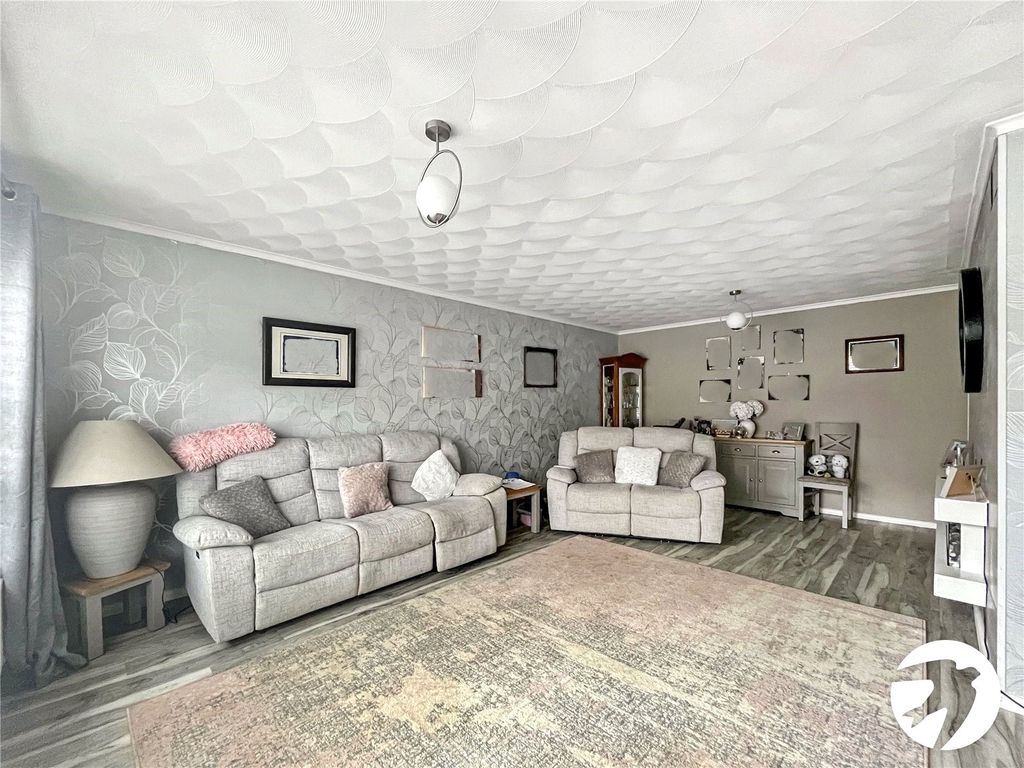 Property photo 2 of 16 Picture No. 31