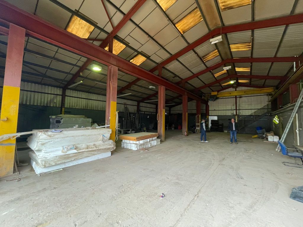 Property photo 3 of 8 Photo 6