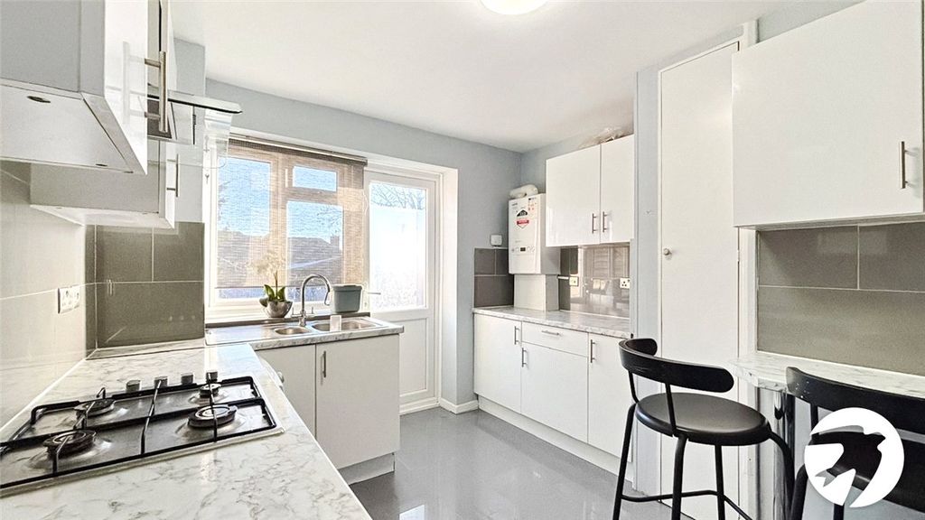 Property photo 2 of 11 Picture No. 07