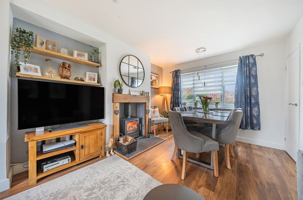 Property photo 3 of 22 1239282 (2)