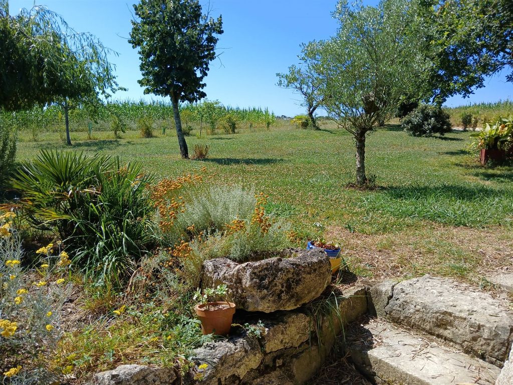 Property photo 3 of 25