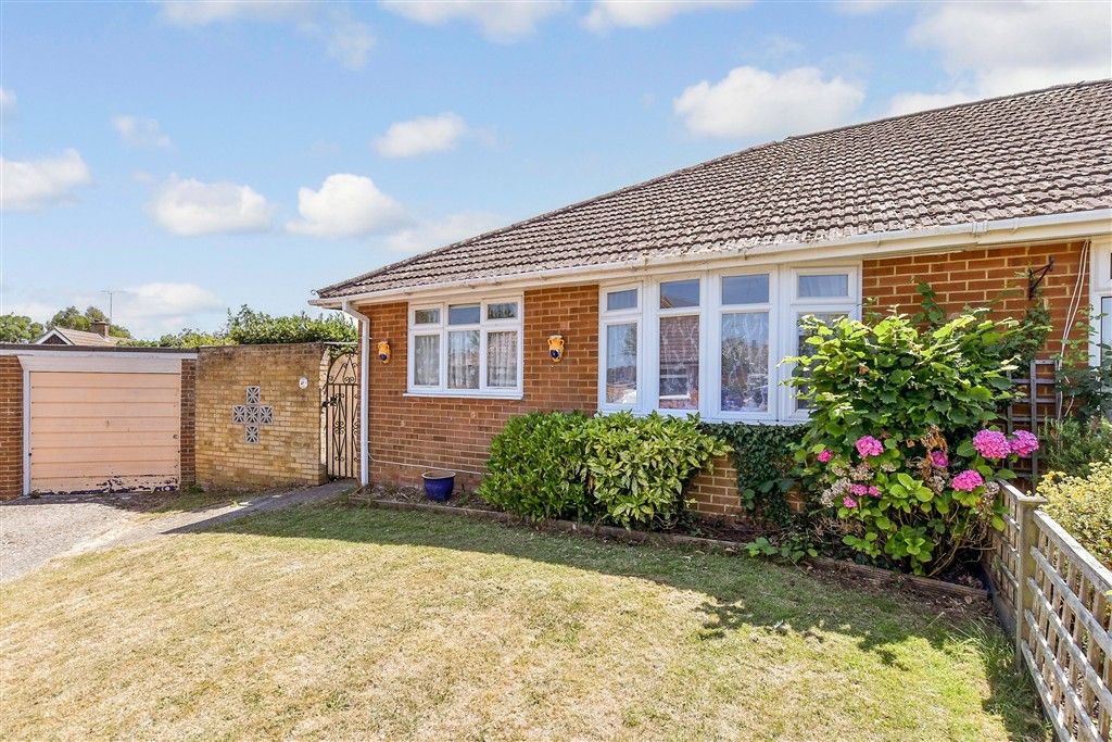 Property photo 1 of 17 External (Web)