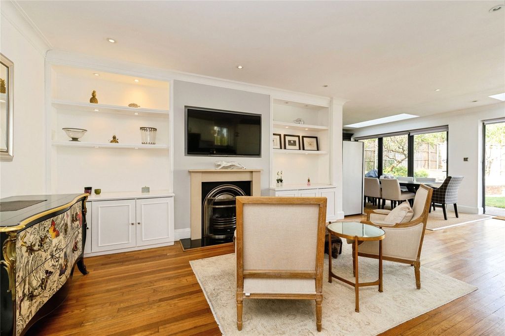 Property photo 2 of 55 Dining Room