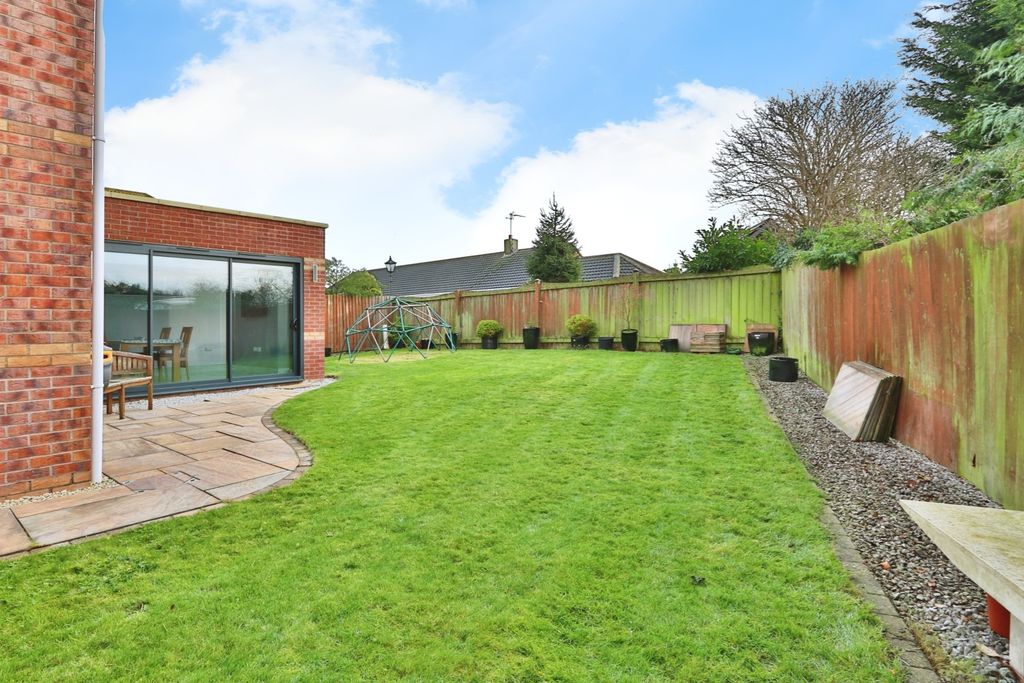 Property photo 2 of 24 3446586