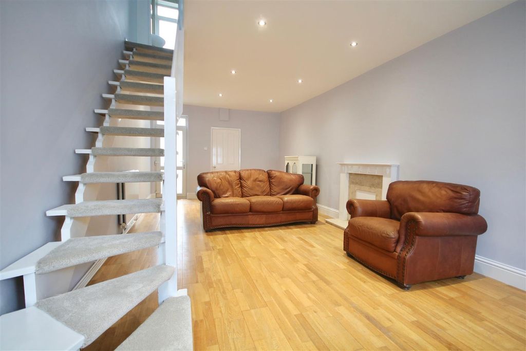 Property photo 2 of 16 Img_1111.Jpg