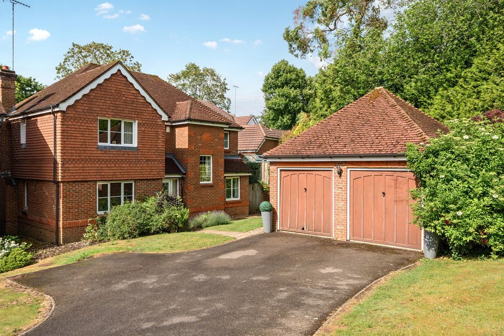 Property photo 1 of 17 1-6A215Ec42B1Dd-1...