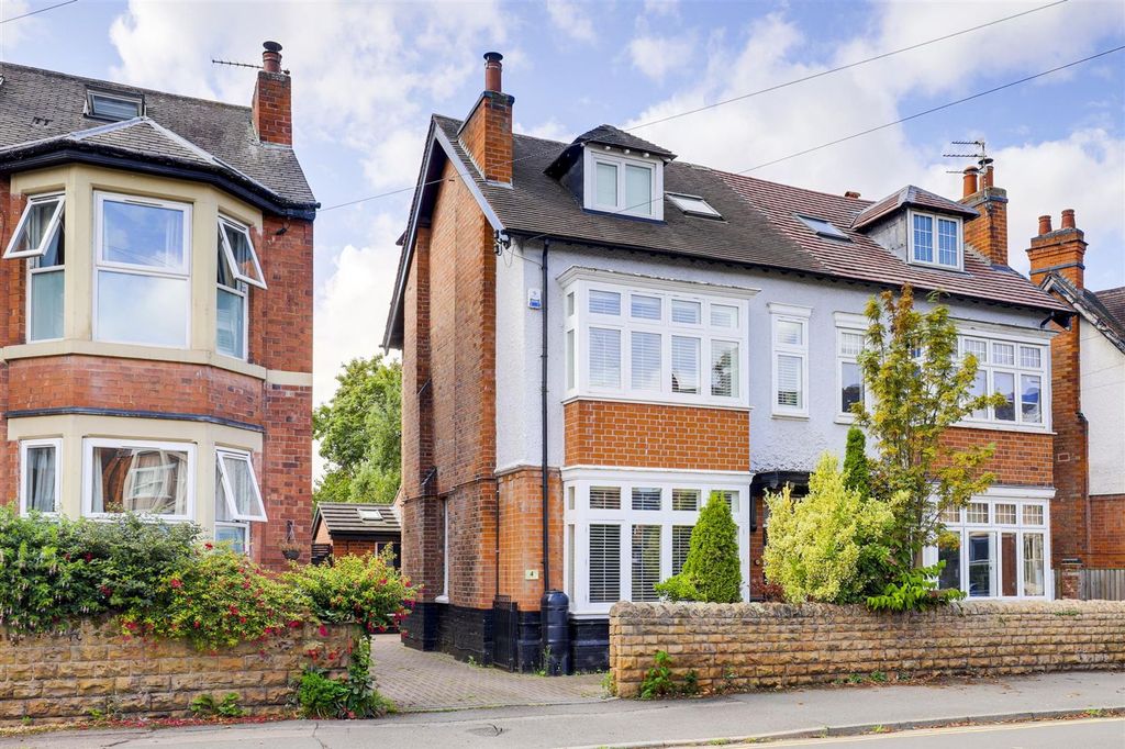 Property photo 1 of 25