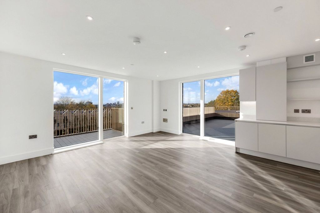 Property photo 1 of 11 Picture No. 02