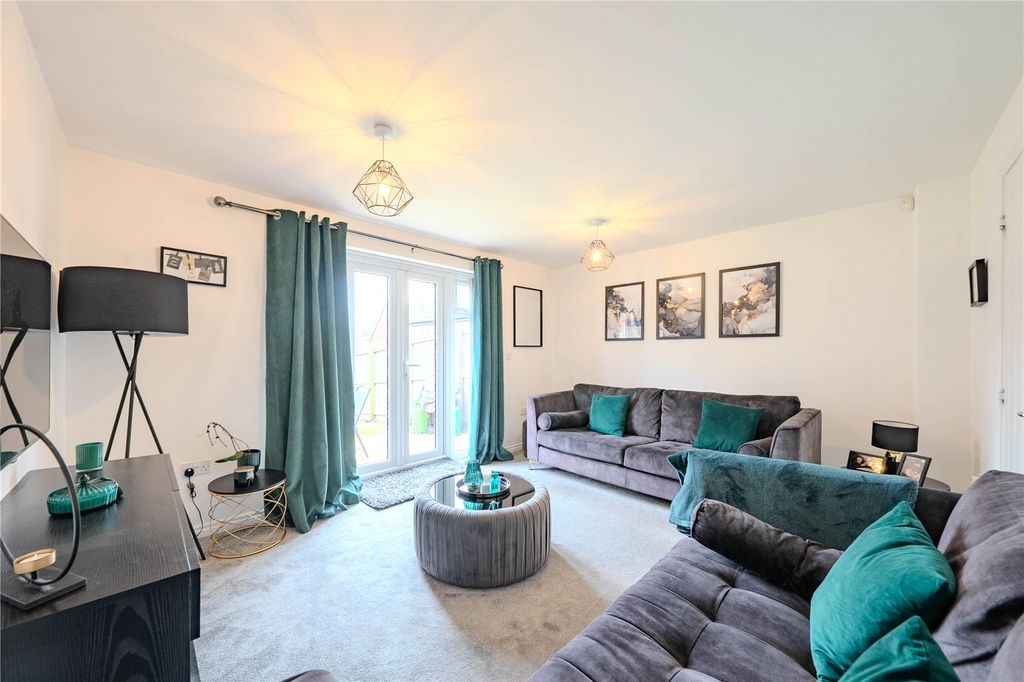 Property photo 2 of 12 Picture No. 02