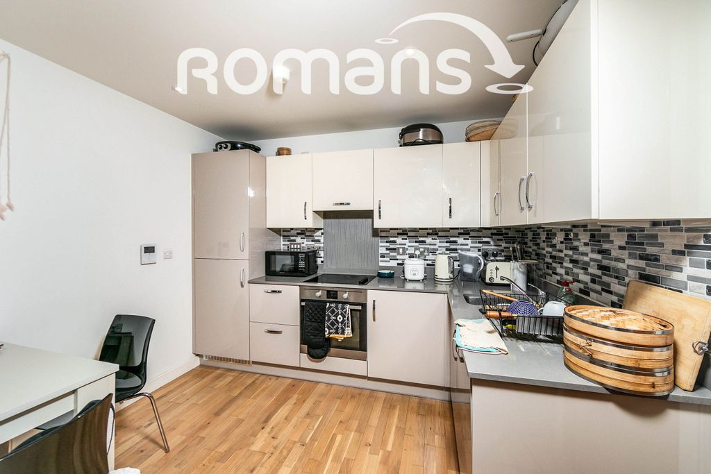 Property photo 3 of 10 Kitchen Area