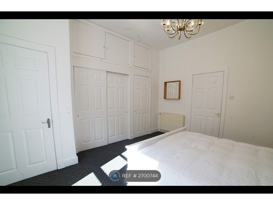 Property photo 2 of 7 Bedroom