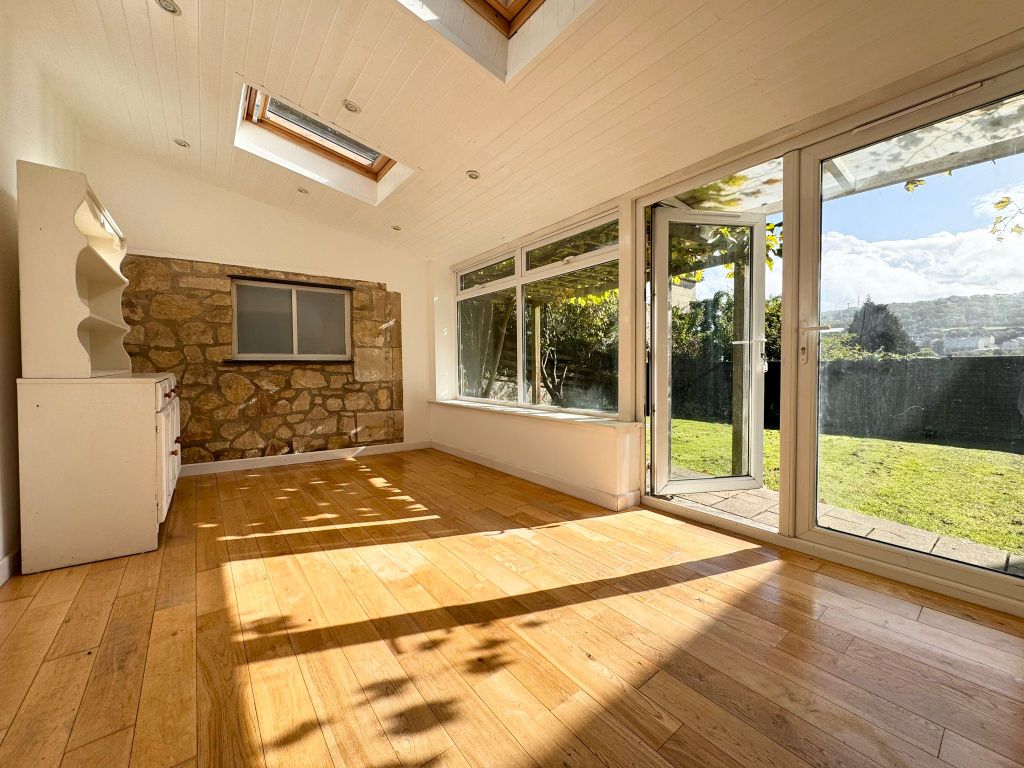 Property photo 2 of 15 Conservatory
