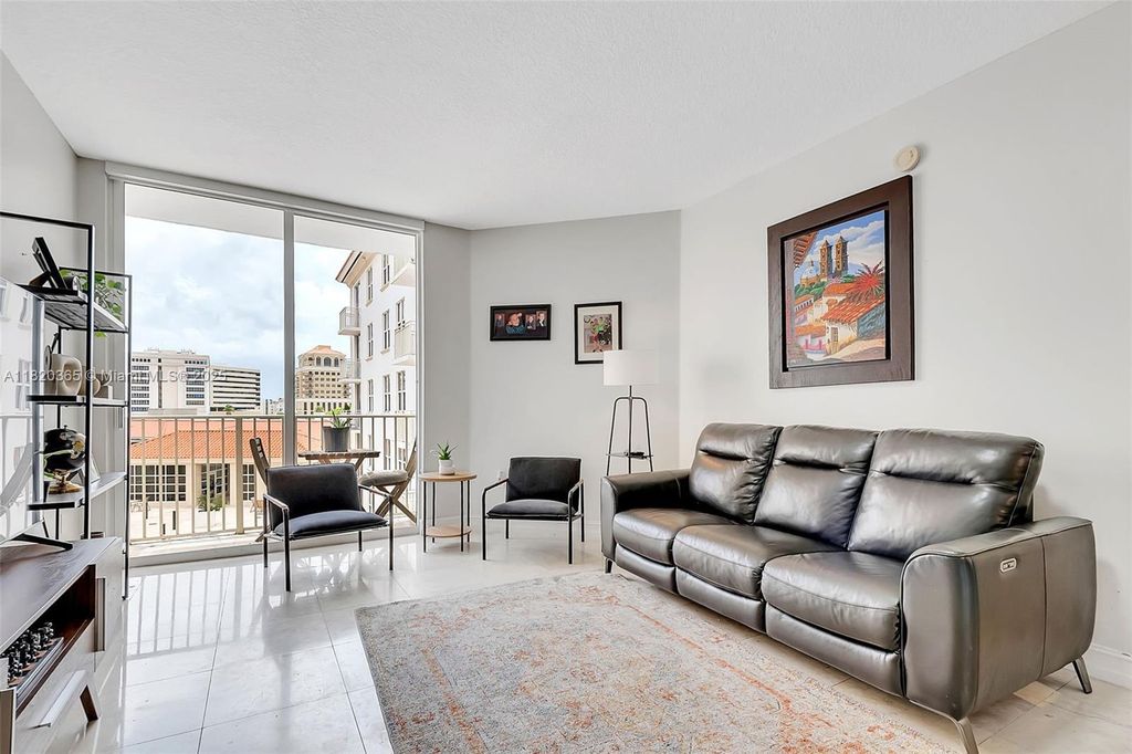 Property photo 2 of 11 <Alttext/>