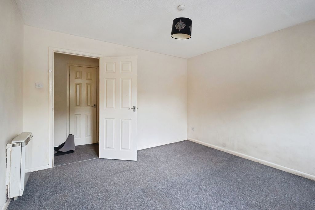Property photo 2 of 11 Pbox-Img.Jpg