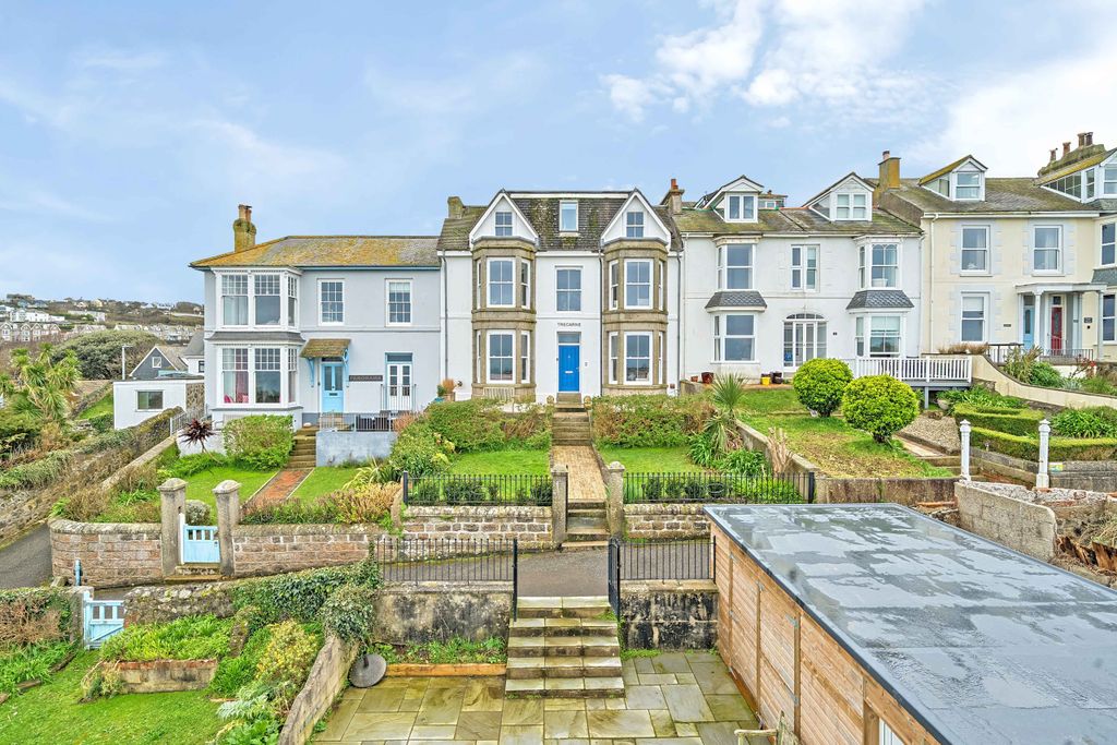 Property photo 1 of 13 Photo 1