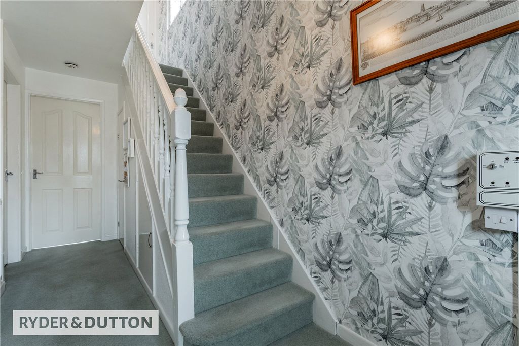 Property photo 2 of 17 Picture 2