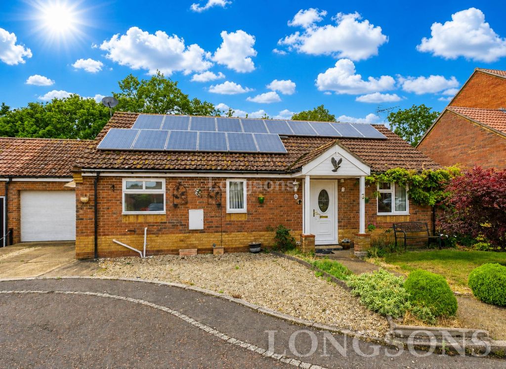 Property photo 1 of 18