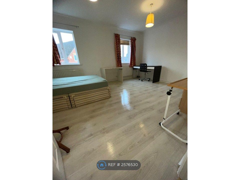 Property photo 2 of 14