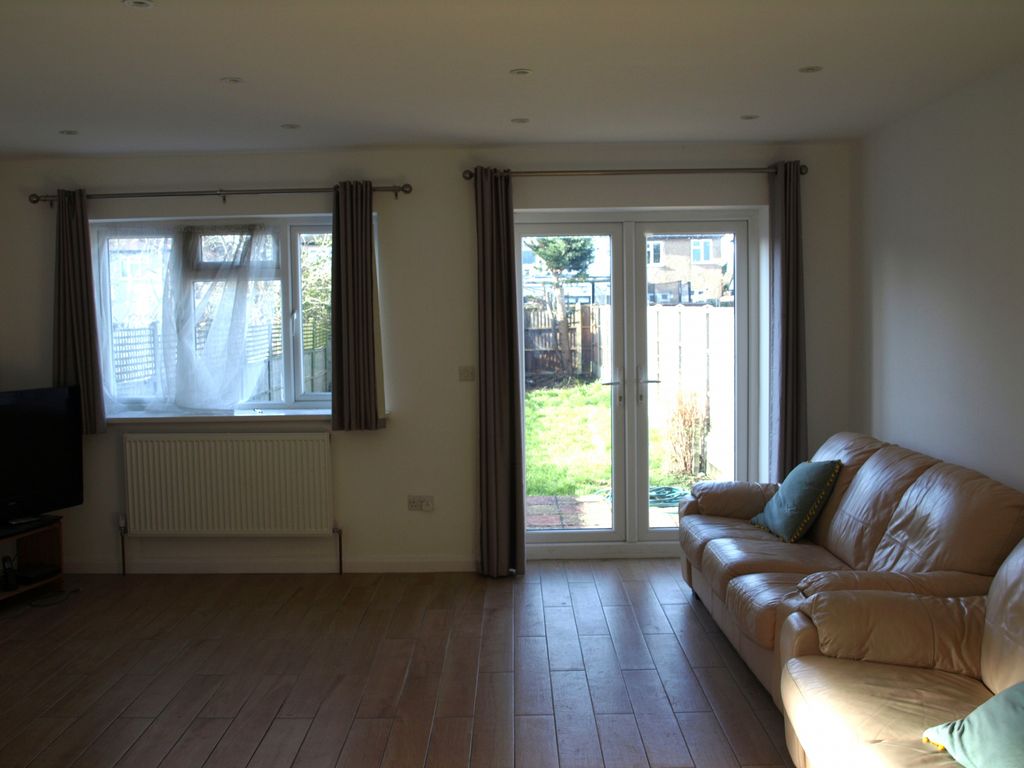 Property photo 2 of 13 Pic 2