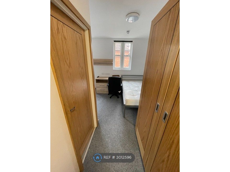 Property photo 3 of 8