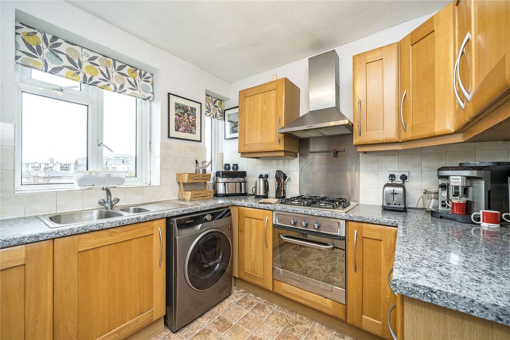 Property photo 2 of 5 Picture No. 06