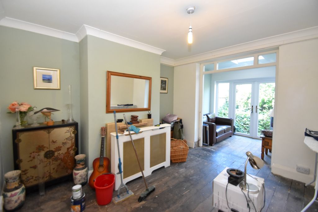 Property photo 3 of 12 Dining Room