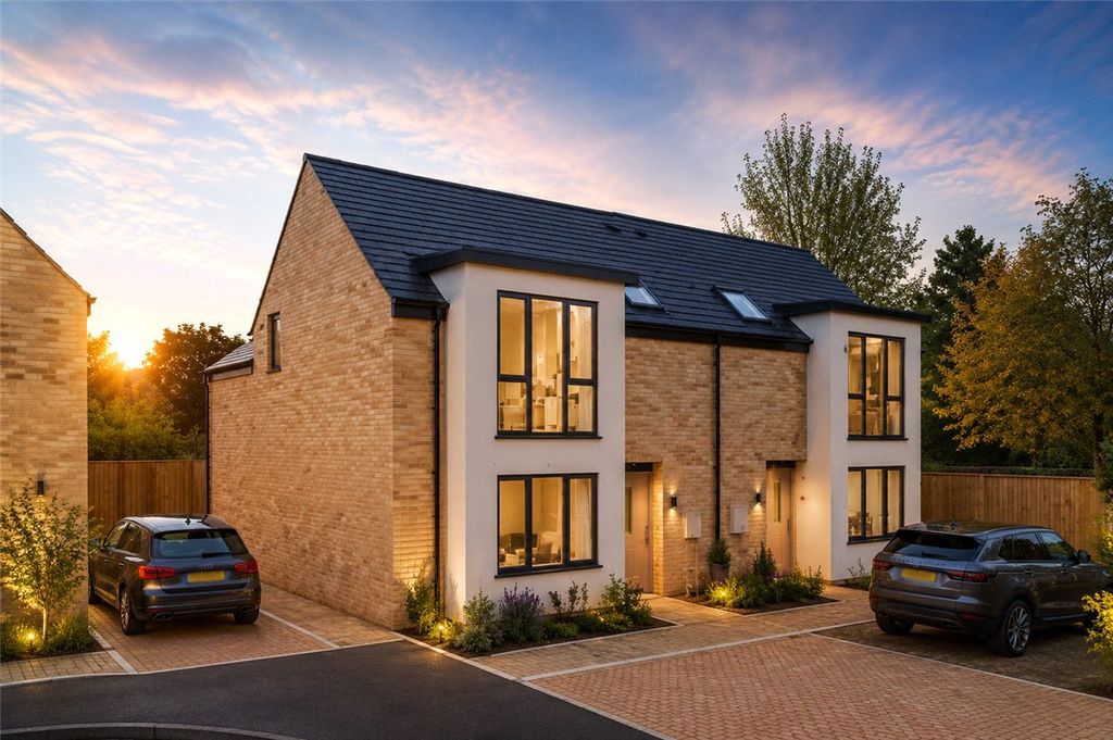 Property photo 1 of 9 Exterior