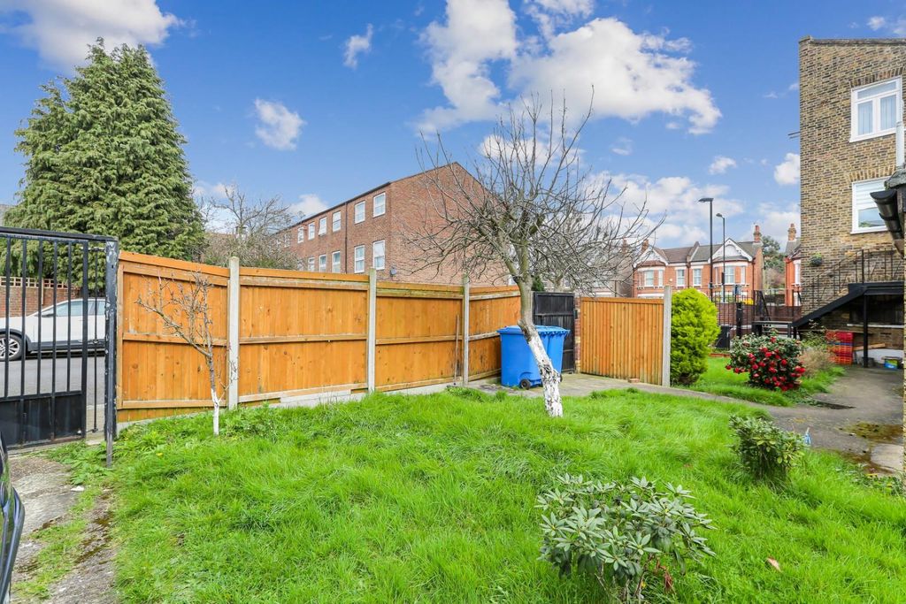 Property photo 2 of 6 Ach_6162 (1).Jpg