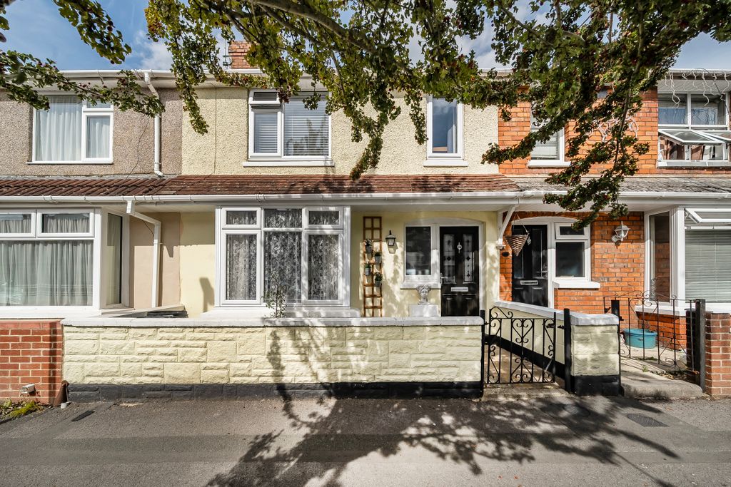 Property photo 1 of 16 1348611268c06033Adf76