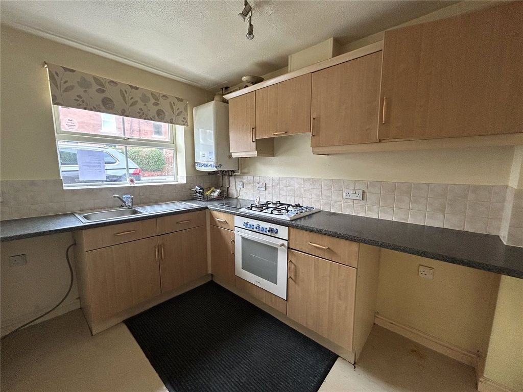 Property photo 2 of 10 Picture No. 11