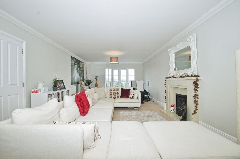 Property photo 1 of 34