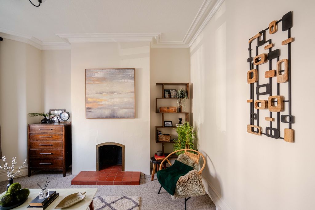Property photo 2 of 15 12