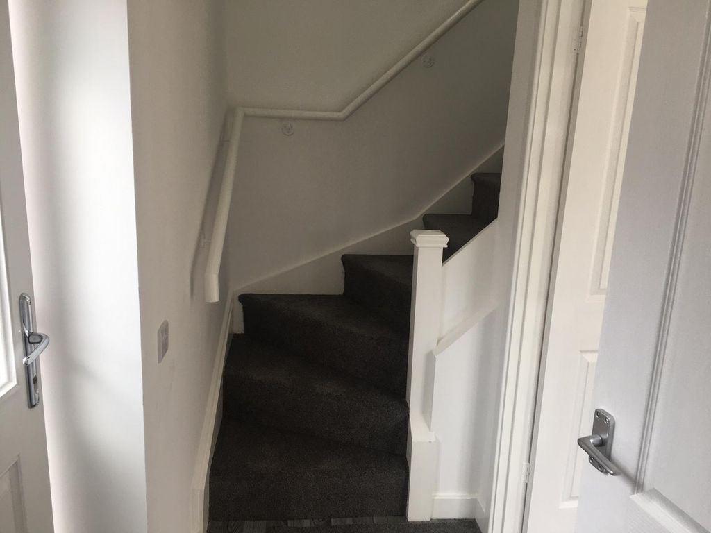 Property photo 2 of 42
