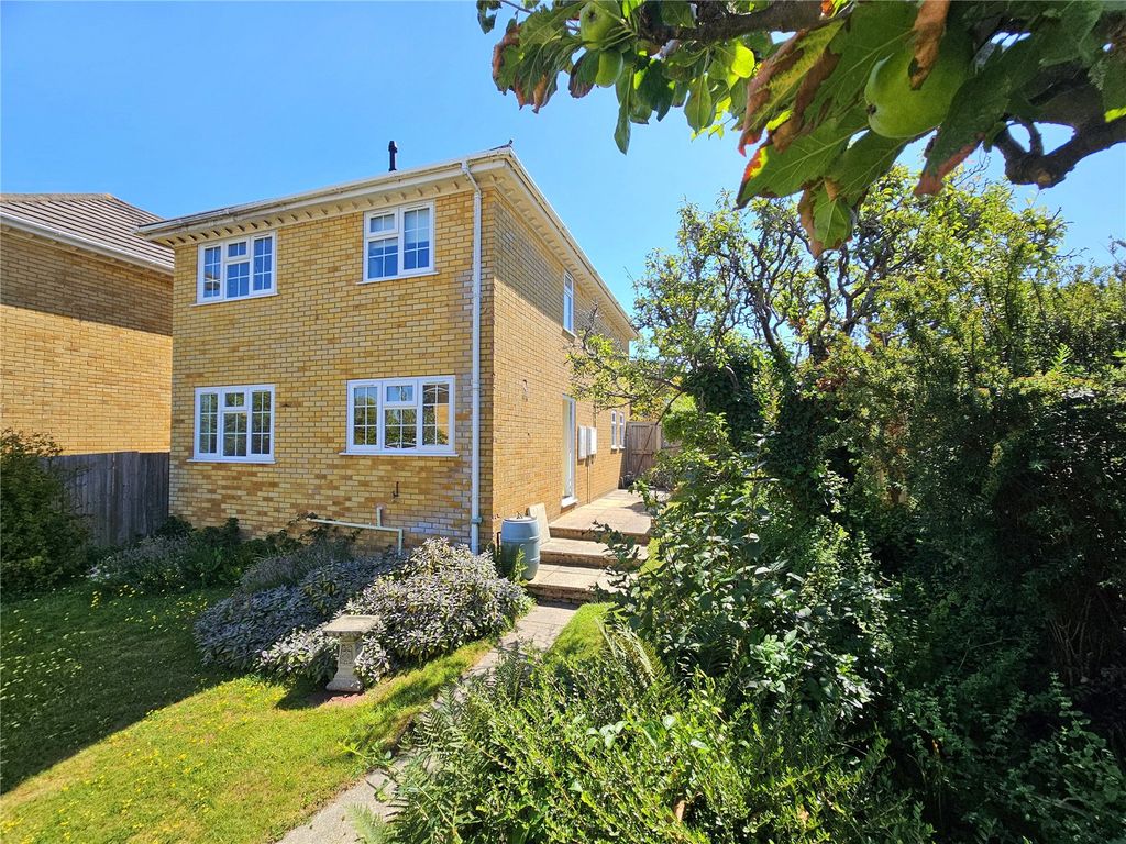 Property photo 2 of 14 Picture No. 36