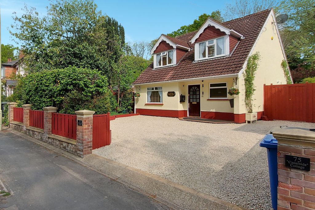 Property photo 1 of 19