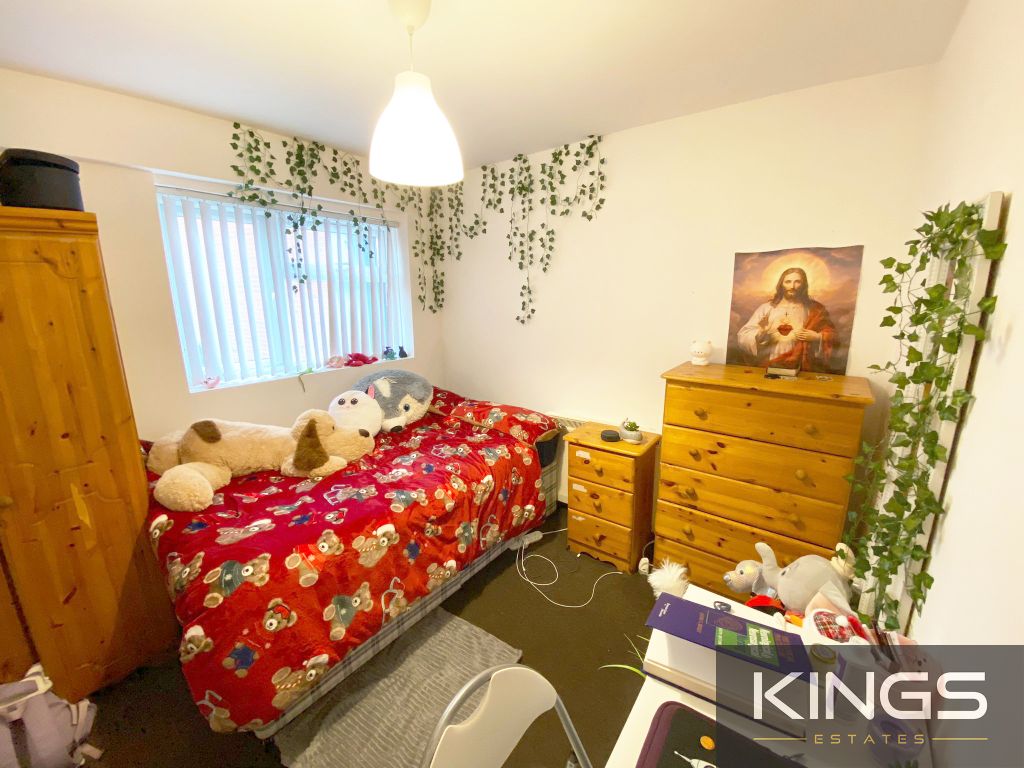 Property photo 2 of 5 102A Portswood Rd (1)Logo