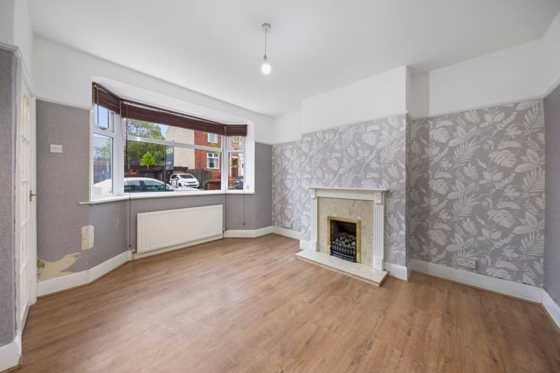 Property photo 3 of 23 Living-Room