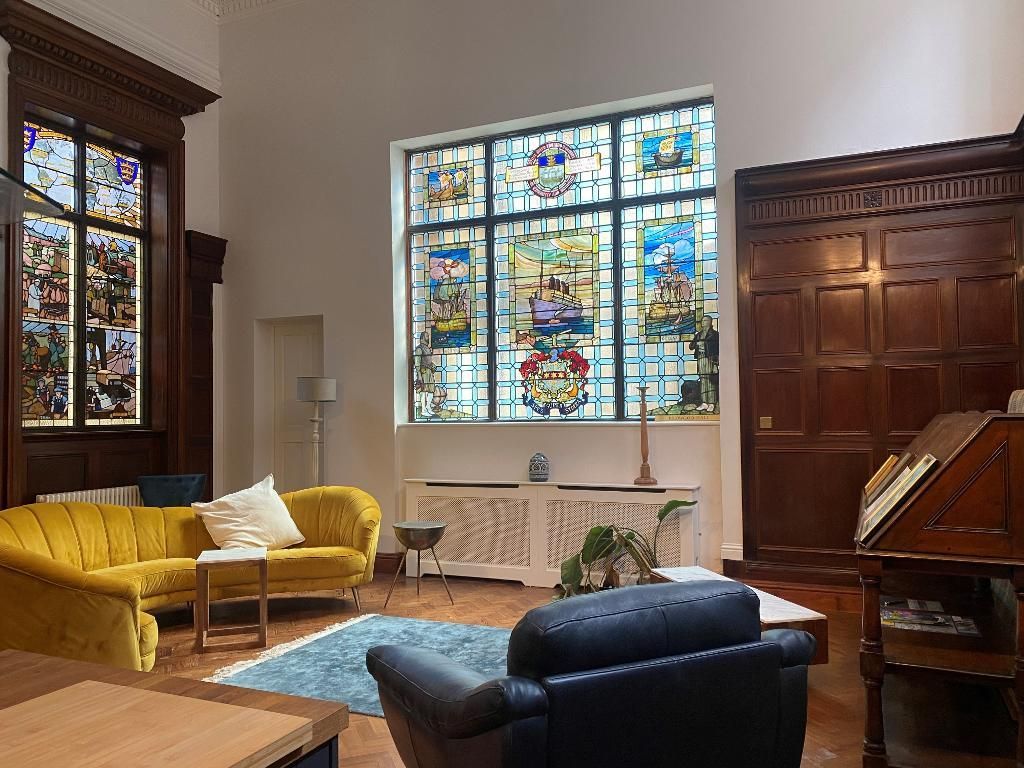 Property photo 2 of 16 Lounge Area