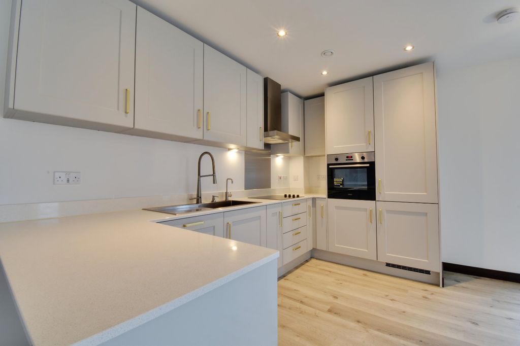 Property photo 2 of 11 Picture No. 09